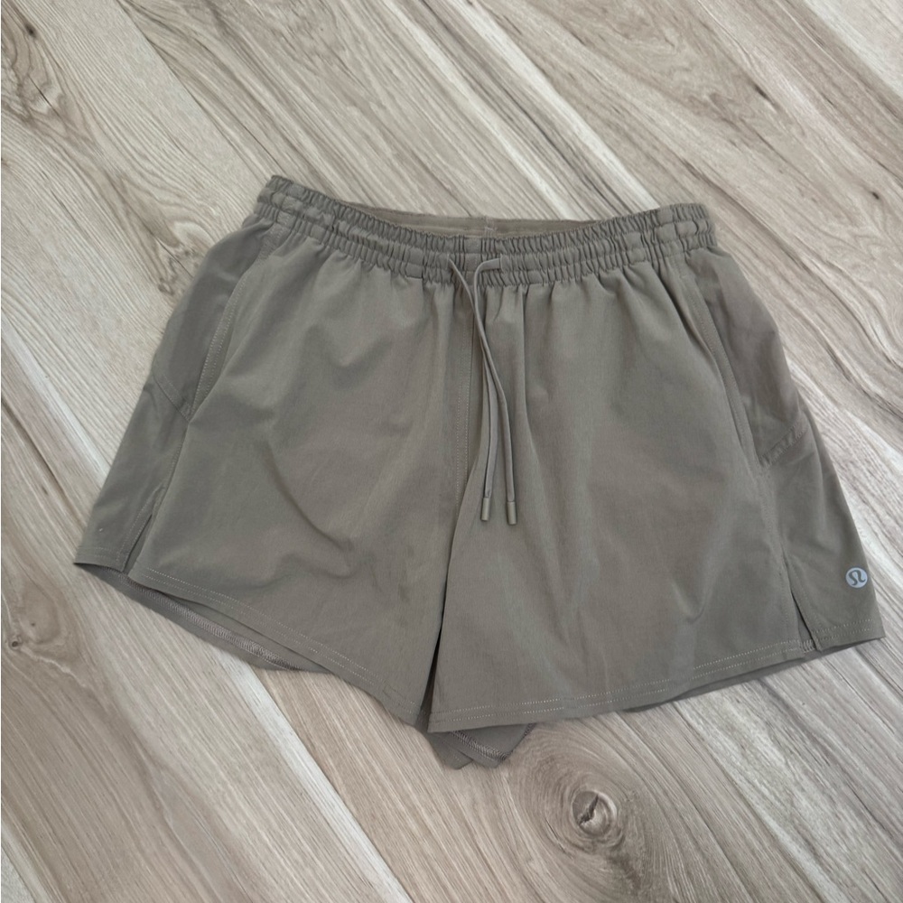 Lululemon Pace Rival Shorts